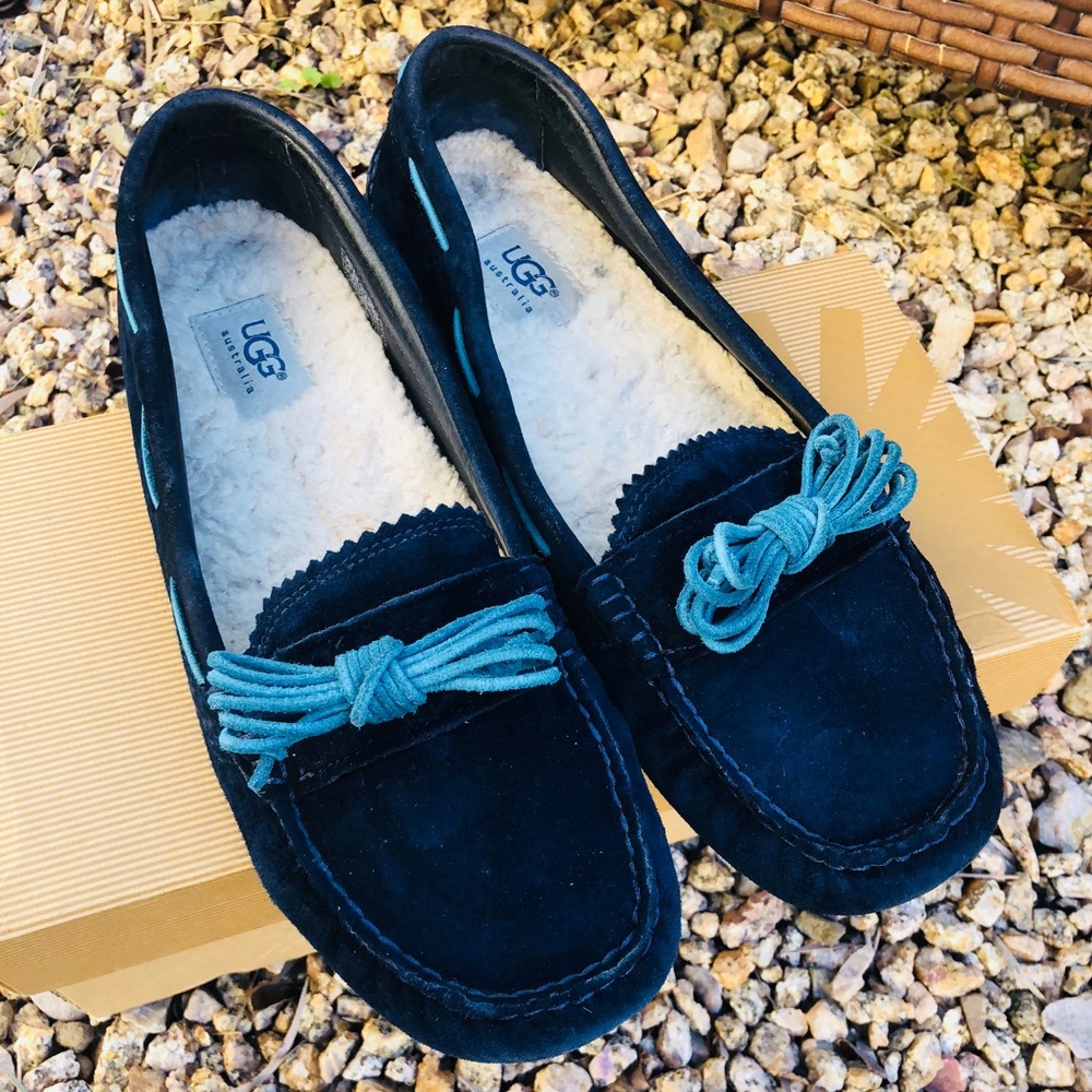 UGG MEENA Moccasin midnight Blue size 10